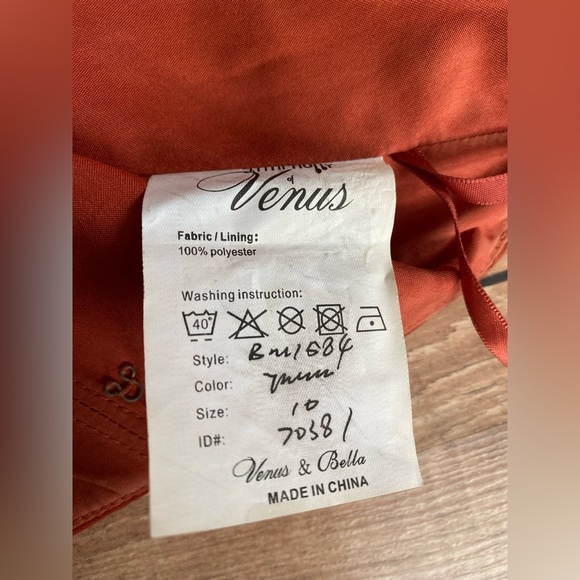 Rust colour bridesmaid dress - Picture 4 of 7